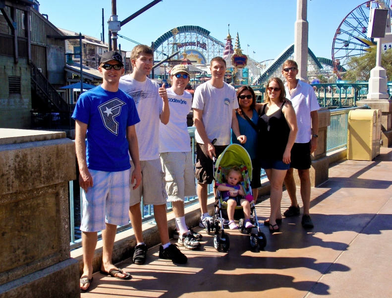 Disney2009 034.jpg - California Screamin' and the Paradise Pier